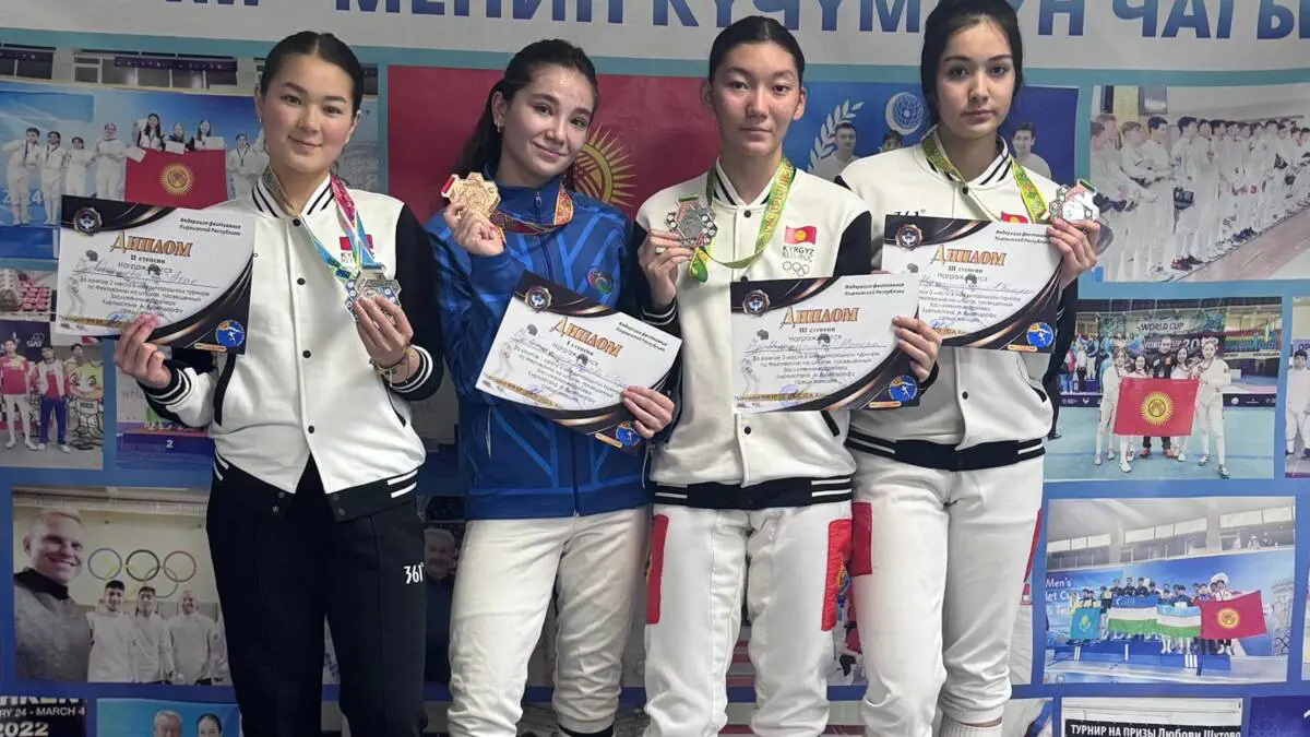 Qilichbozlik. Yosh shpagachilar xalqaro turnir g’olibi bo'ldi
