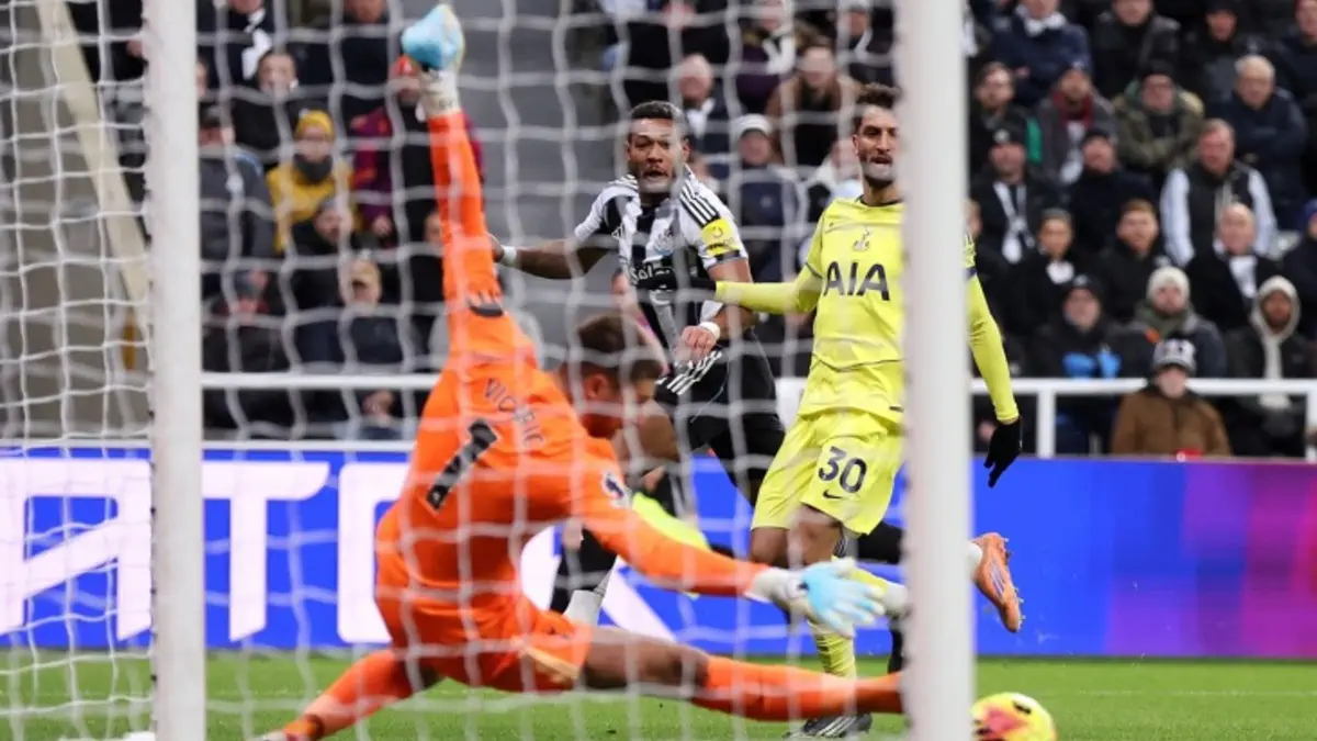 APL. "Tottenhem" so‘nggi daqiqalarda gol urib, "Nyukasl" bilan durang qayd etdi