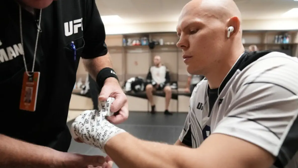 UFC 323. Bogdan Guskovning jangi kutilmaganda durang bilan yakunlandi