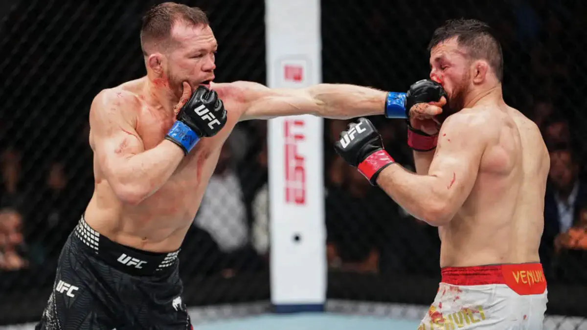 UFC. Pyotr Yan Merab Dvalishvilidan kamarni tortib oldi