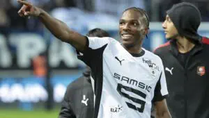 «Liverpul» «Renn» himoyachisi Jeremi Jakeni nishonga oldi