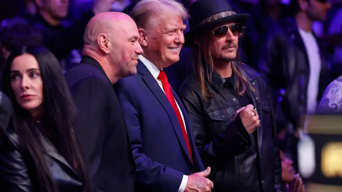 Donald Tramp Oq uyda boʻladigan UFC oqshomida toʻqqizta titul jangi boʻlishini maʼlum qildi 