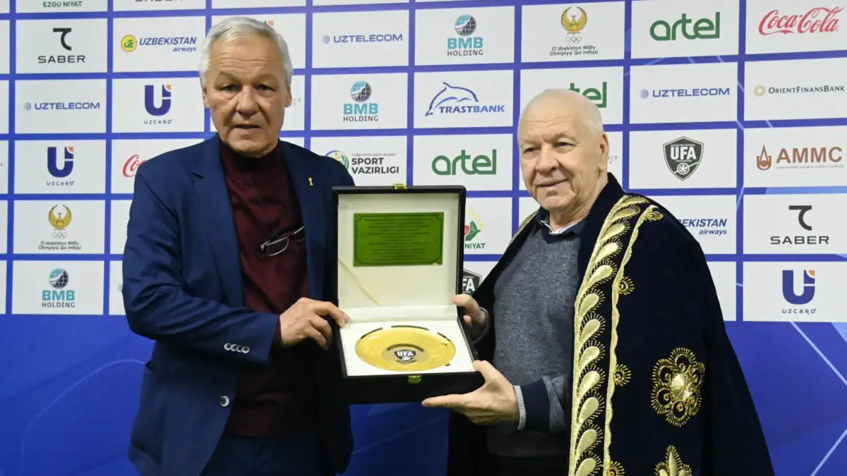 Faxriy futbolchi va inspektor Anatoliy Kovalenko 80 yoshni qarshi oldi