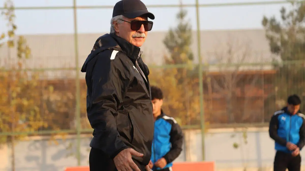 Jesa Mabepa Ayessa – «Dinamo» futbolchisiga aylandi