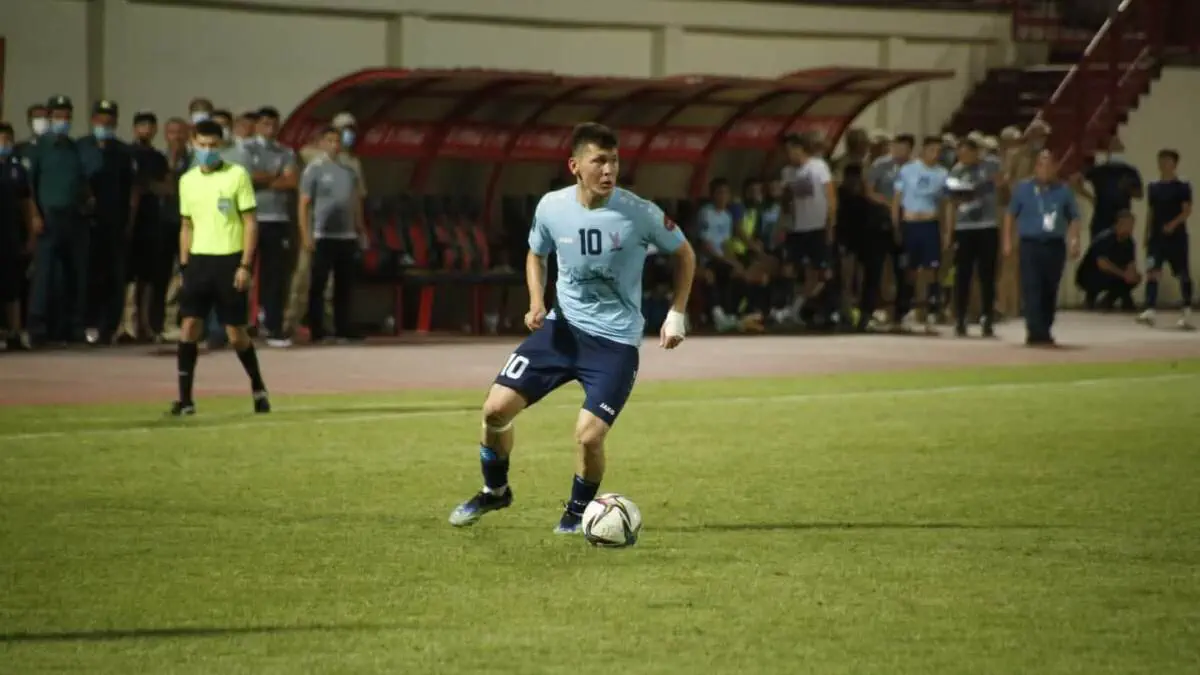 Quvondiq Ro‘ziyev — «Navbahor» futbolchisi