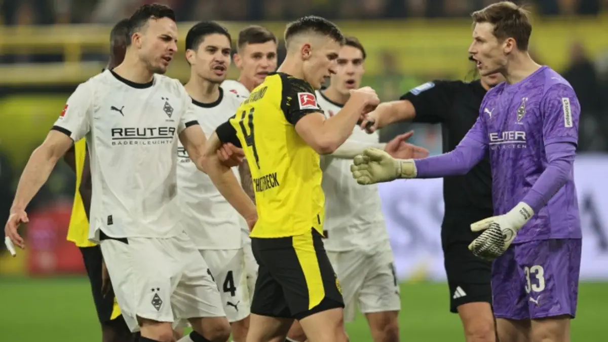 Bundesliga. Borussiya D – Borussiya M – 2:0 (Video sharh)