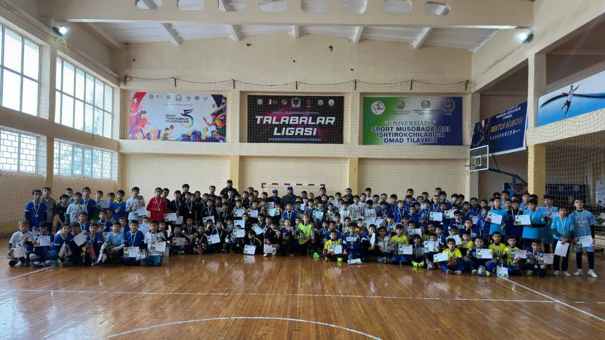 Jizzaxda mini-futbol turniri bo'lib o'tdi