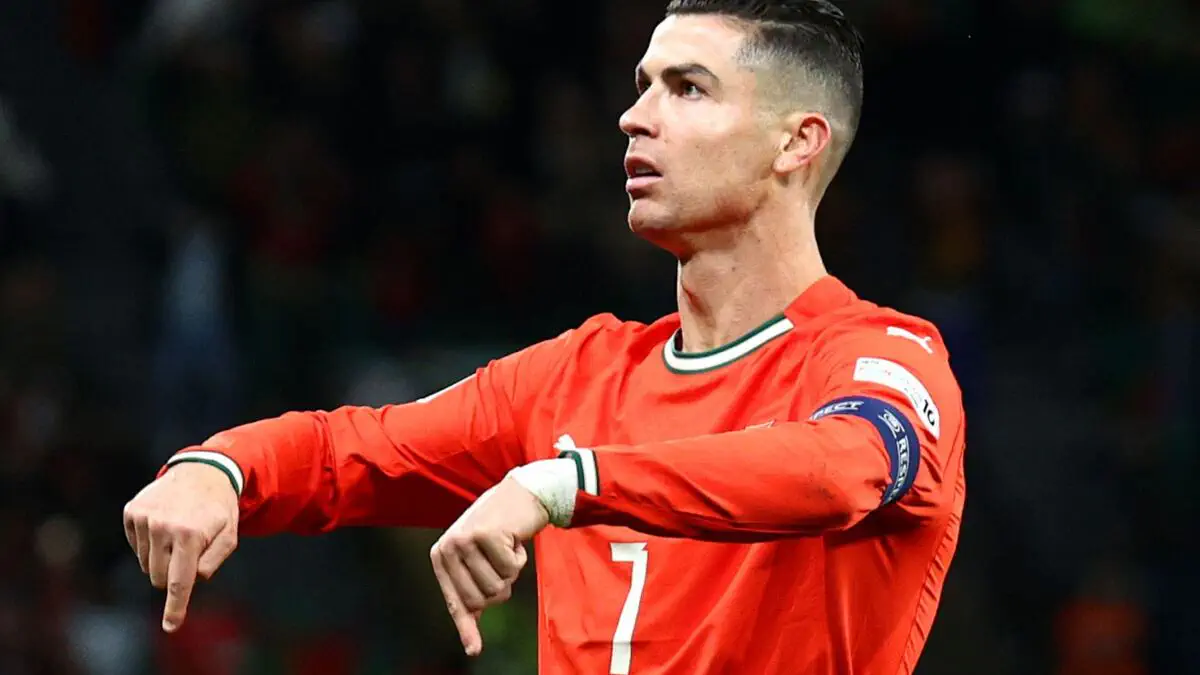 Ronaldu ketma-ket uchinchi yil davomida mavsumni 40 tadan ortiq gol bilan yakunladi