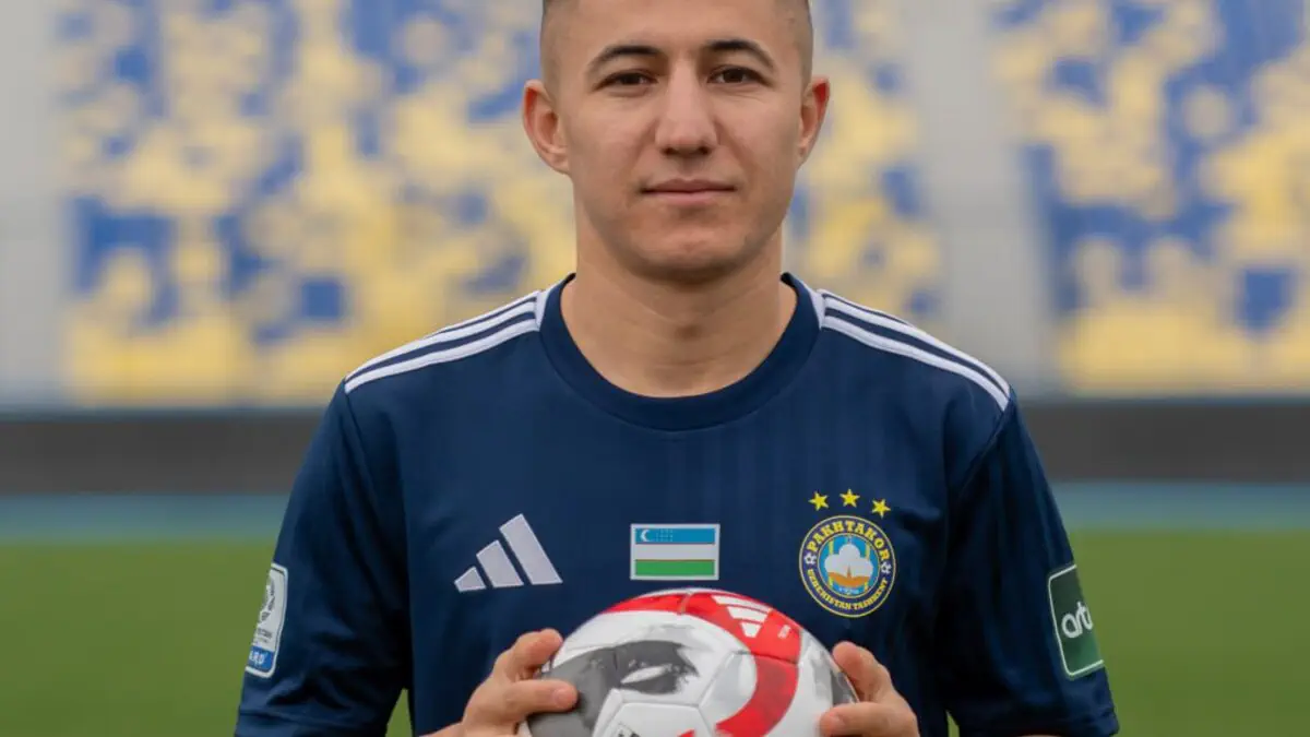 Oybek Bozorov «Paxtakor» futbolchisiga aylandi