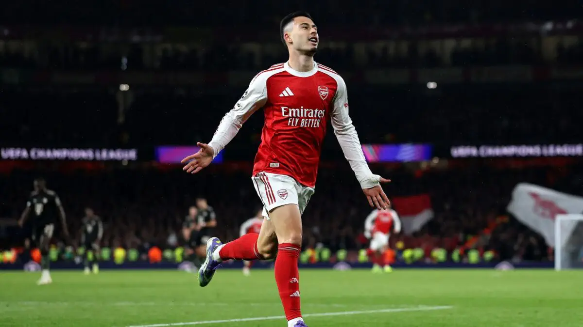 «Arsenal» hujumchisi «Liverpul»ga qarshi oʻyinda janjal chiqardi (foto)