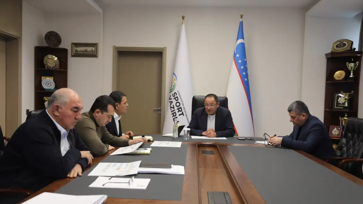 Adham Ikramov vazirlik markaziy apparatining tashkiliy tuzilmasi hamda 2026 yilda o'tkazilishi rejalashtirilayotgan musobaqalar rejasi bilan tanishdi