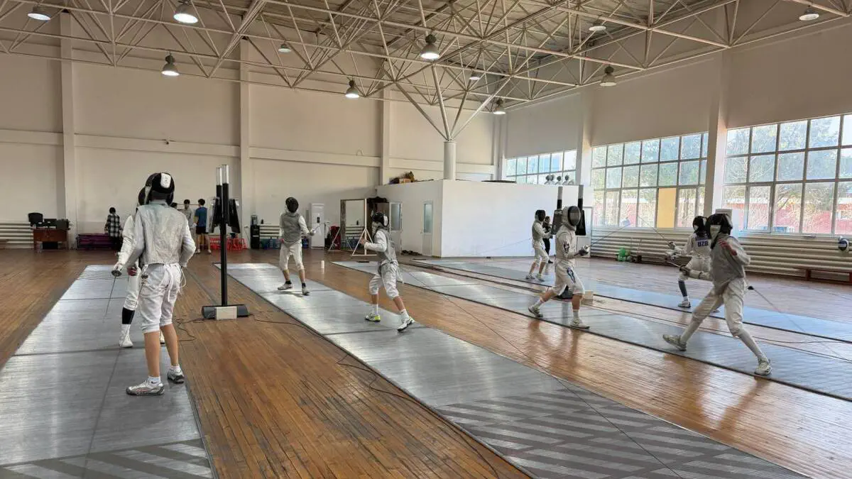 Qilichbozlikning rapira yo‘nalishida O‘zbekiston milliy terma jamoasining o‘smirlar va yoshlar toifasidagi sportchilari o‘quv-mashg‘ulot yig‘inini
