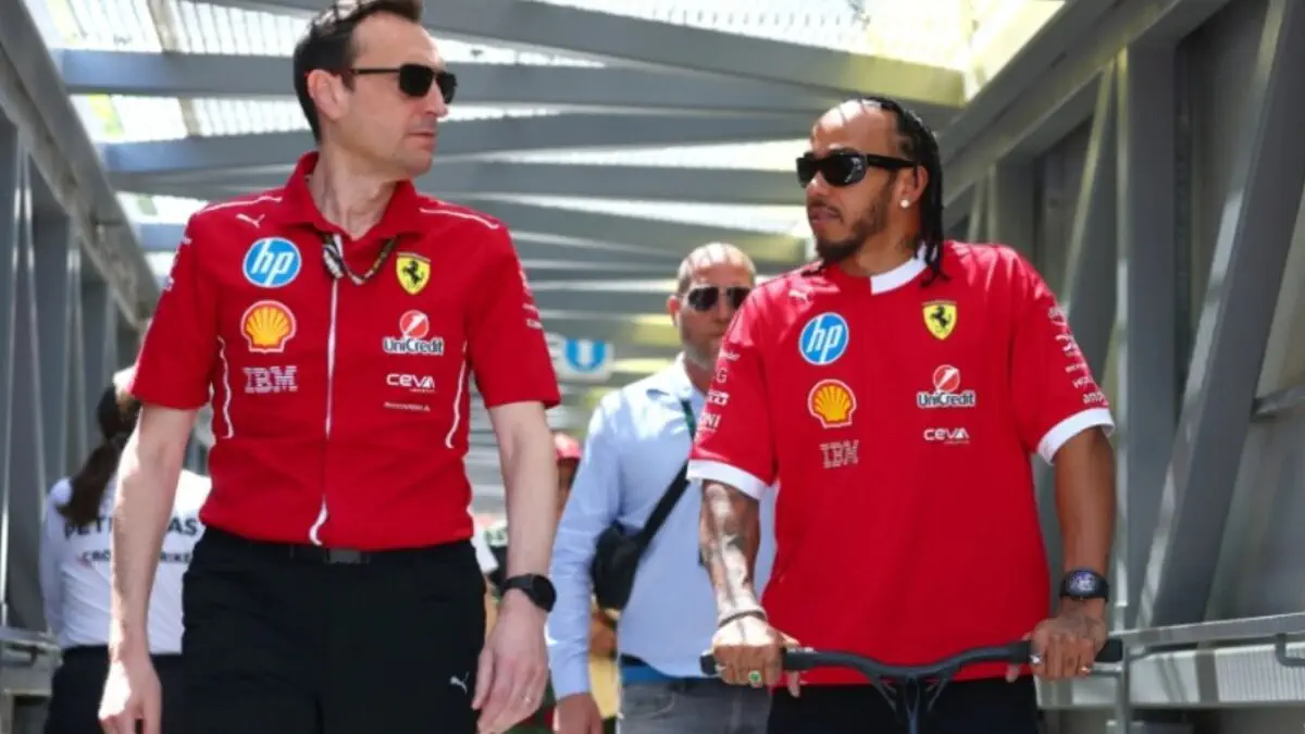 F1. Ferrari tasdiqlashicha, Lewis Hamilton 2026-yilgi mavsumda yangi poyga muhandisi bilan ishlaydi