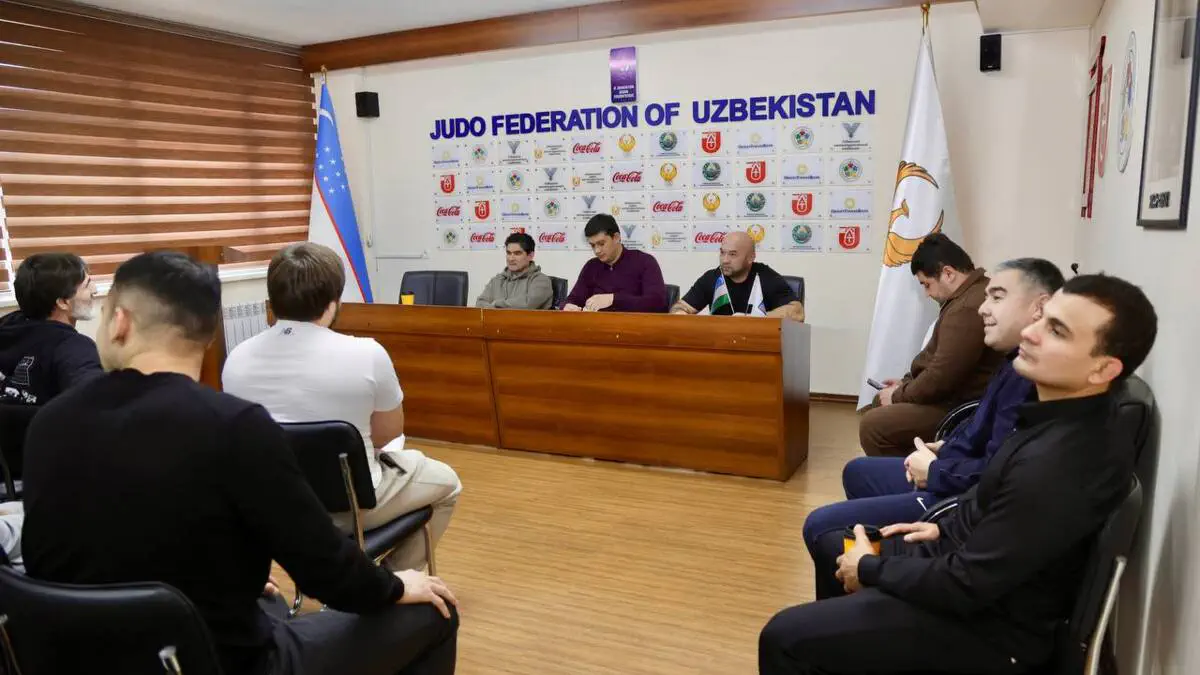Dzyudo. Аzizjon Kamilov Ozarbayjonga yo‘l olayotgan terma jamoamiz bilan uchrashdi