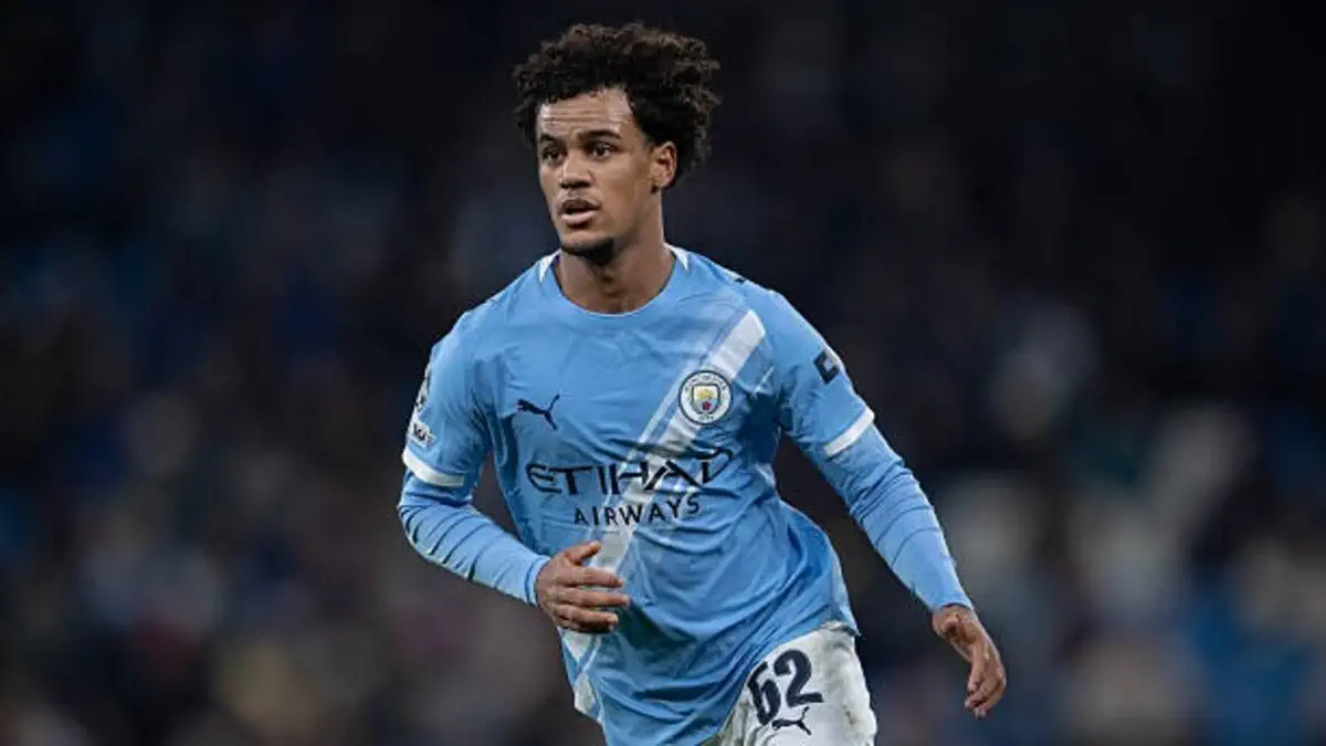 "Manchester Siti" klubi qanot hujumchisi Oskar Bobb qishki transferlar davrida jamoani tark etishi mumkin