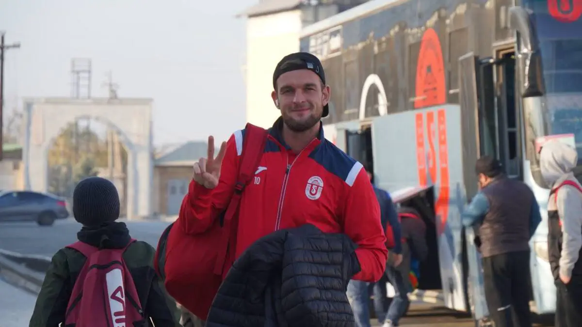 Andrey Sidorov OShMUda qoladi
