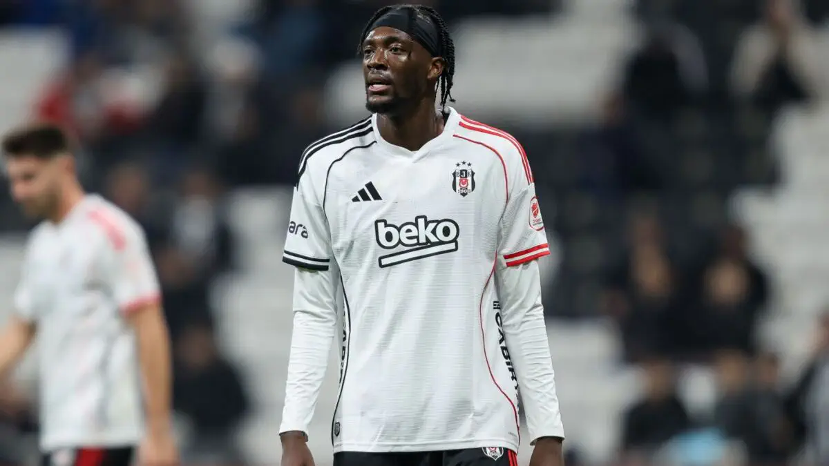 Temmi Abraham «Aston Villa» futbolchisi (Romano)