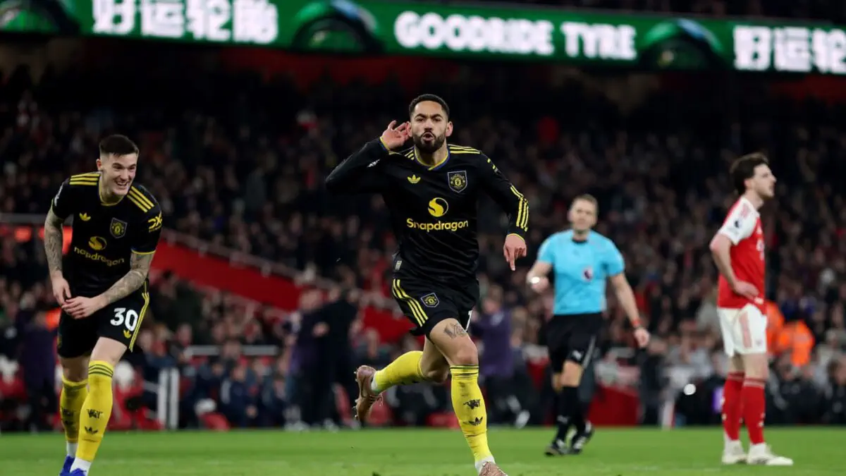 APL. Markaziy bahsda Arsenal Manchester Yunayteddan yaxshigina zarba qabul qilib oldi