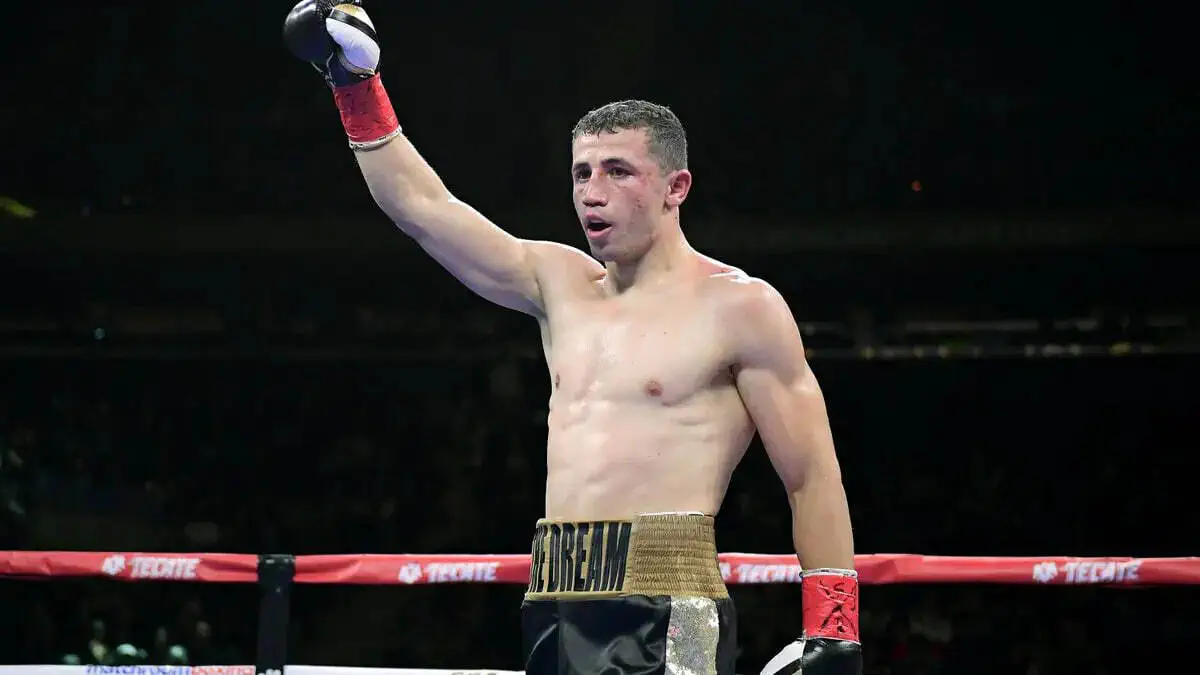 Boks. Isroil Madrimov 10 raundlik jangda Luis David Salazar ustidan g‘alaba qozondi