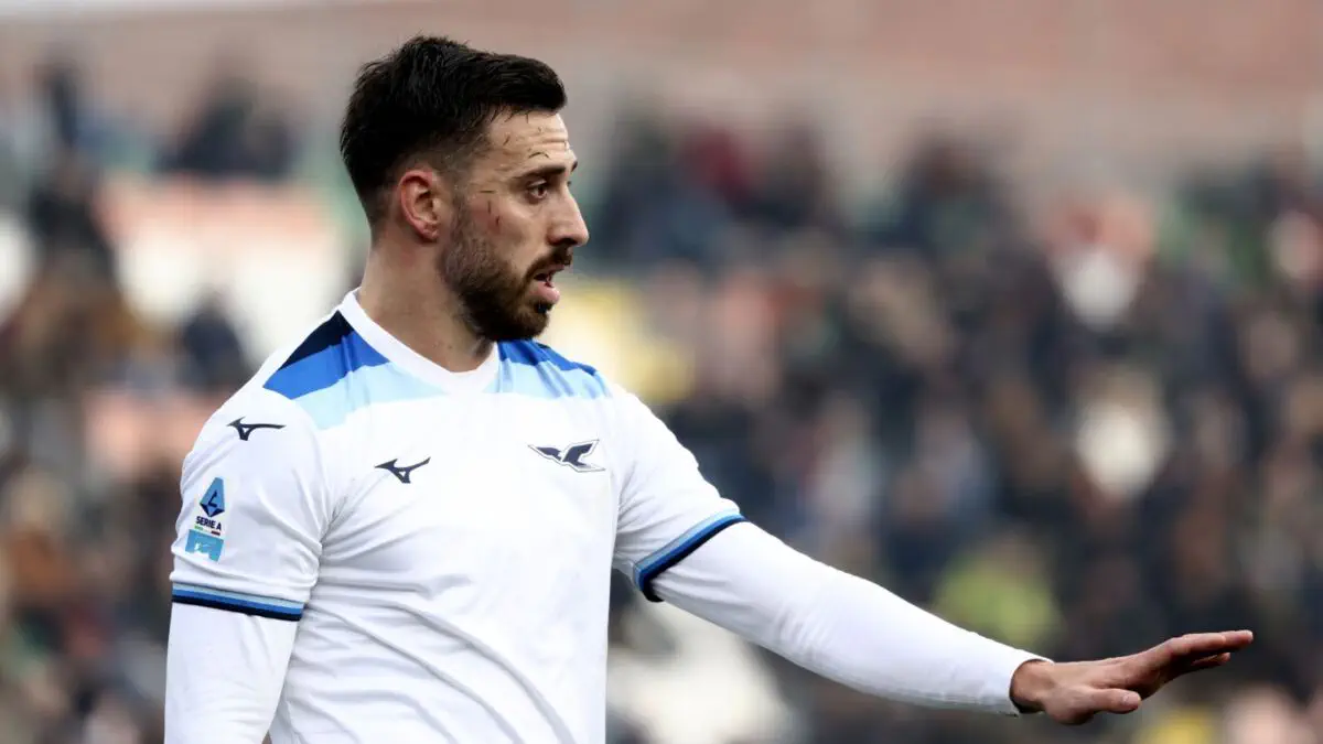 «Milan» «Latsio» himoyachisi uchun 20 mln yevro toʻlashga tayyor