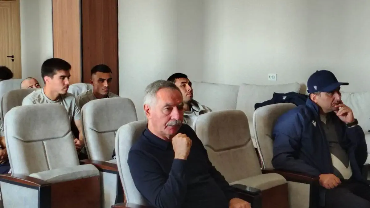  Superliga–2026 mavsumidan avval Dinamo jamoasi uchun maxsus seminar o‘tkazildi