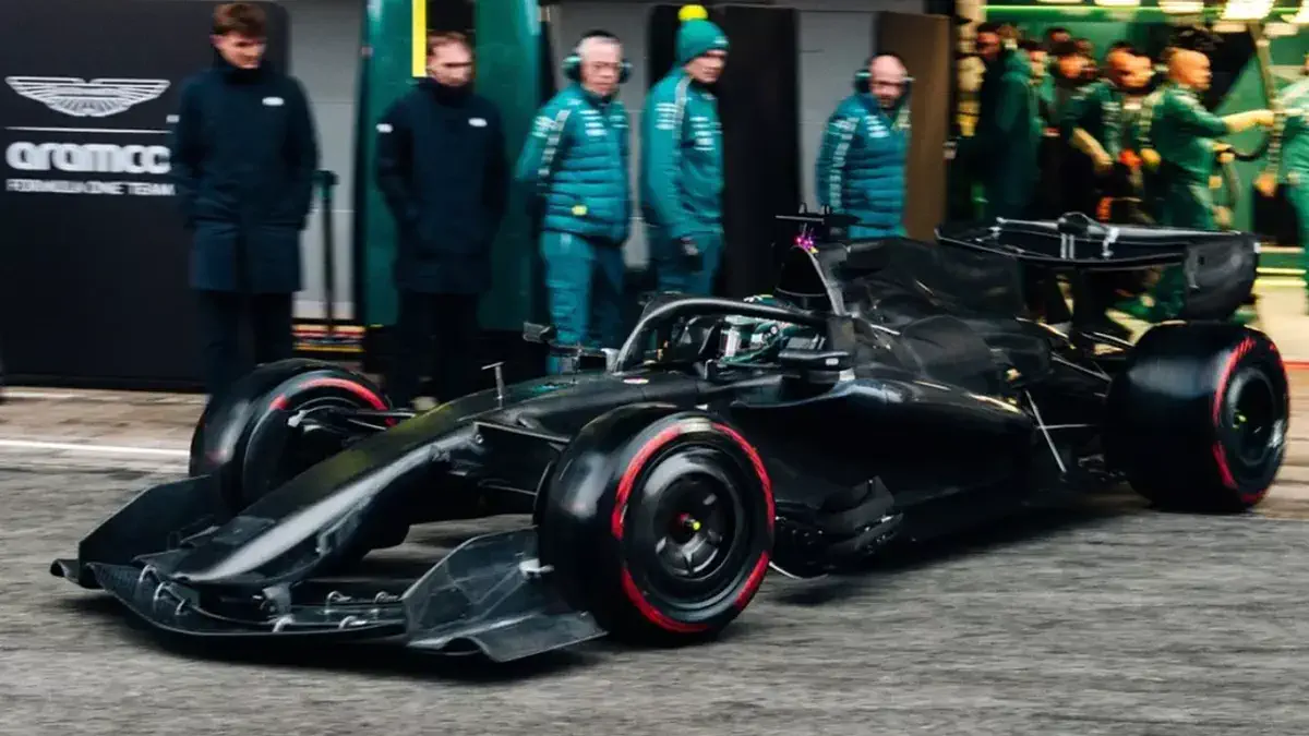 Aston Martin 2026 yilgi mavsum uchun yangi liboslarni namoyish etdi (foto)