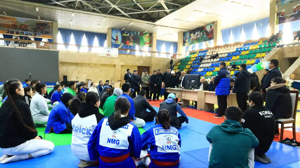Kurash. Navoiy shahridagi So’g’diyona sport majmuasida Dopingning sportchi salomatligiga salbiy ta'siri va oqibatlari mavzusida seminar bo‘ldi