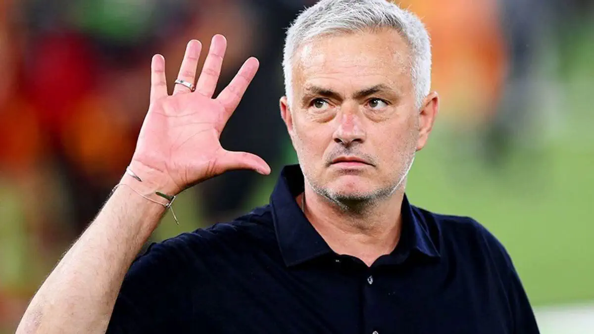 Joze Mourinyu irqchilik mojarosi haqida: «Men har ikki tomonni tingladim va xolis qolmoqchiman»
