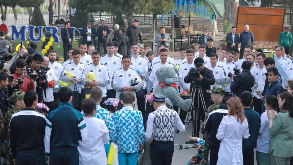 «Neftchi» yangi futbolchilarni tanishtirdi