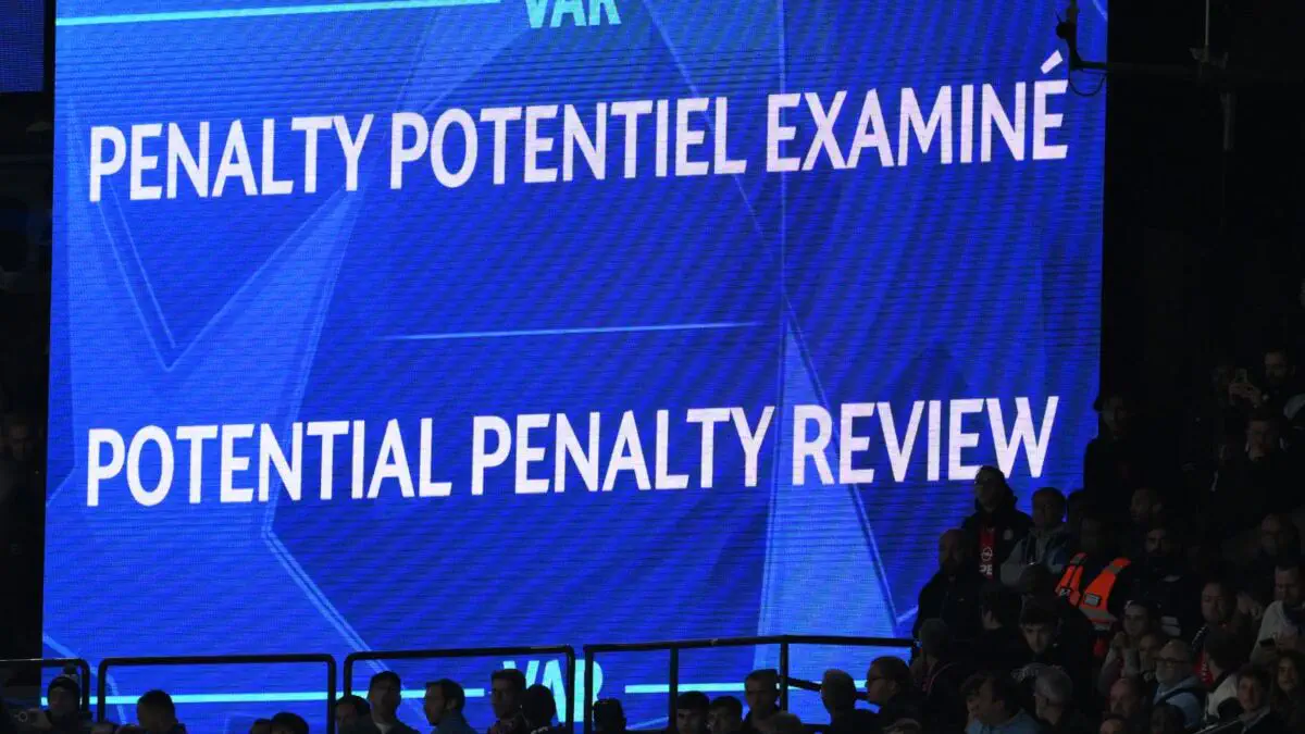 VAR endilikda ikkinchi sariq kartochkalar bilan bogʻliq vaziyatlarga aralasha oladi — BBC