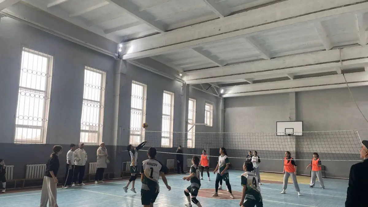 Voleybol. Quvasoyda 8-mart munosabati bilan qizlar o‘rtasida voleybol musobaqasi o‘tkazildi
