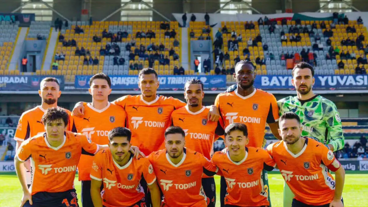 Turkiya Superligasi. Basaksehir — Goztepe 2:1 (video sharh)