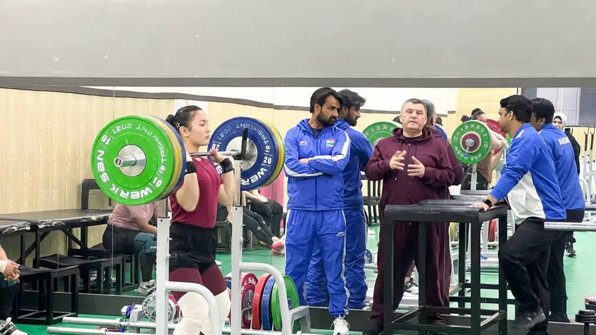 Chirchiqda O‘zbekiston va Hindiston og‘ir atletikachilarining qo‘shma yig‘ini boshlandi 