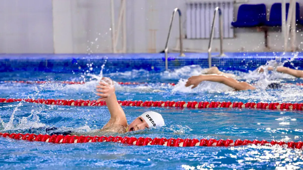 Andijon viloyatida 11 va 13 yoshgacha bo'lgan sportchilar o'rtasida suzish bo'yicha O'zbekiston chempionati boshlandi