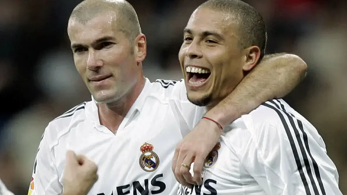 Ronaldo Nazario Zidan haqida fikr bildirdi