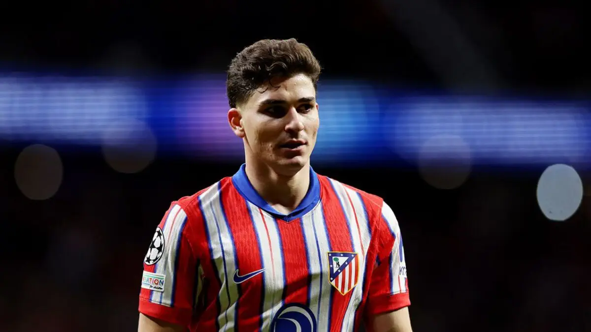 «Arsenal va «Chelso Alvaresga qiziqish bildirmoqda