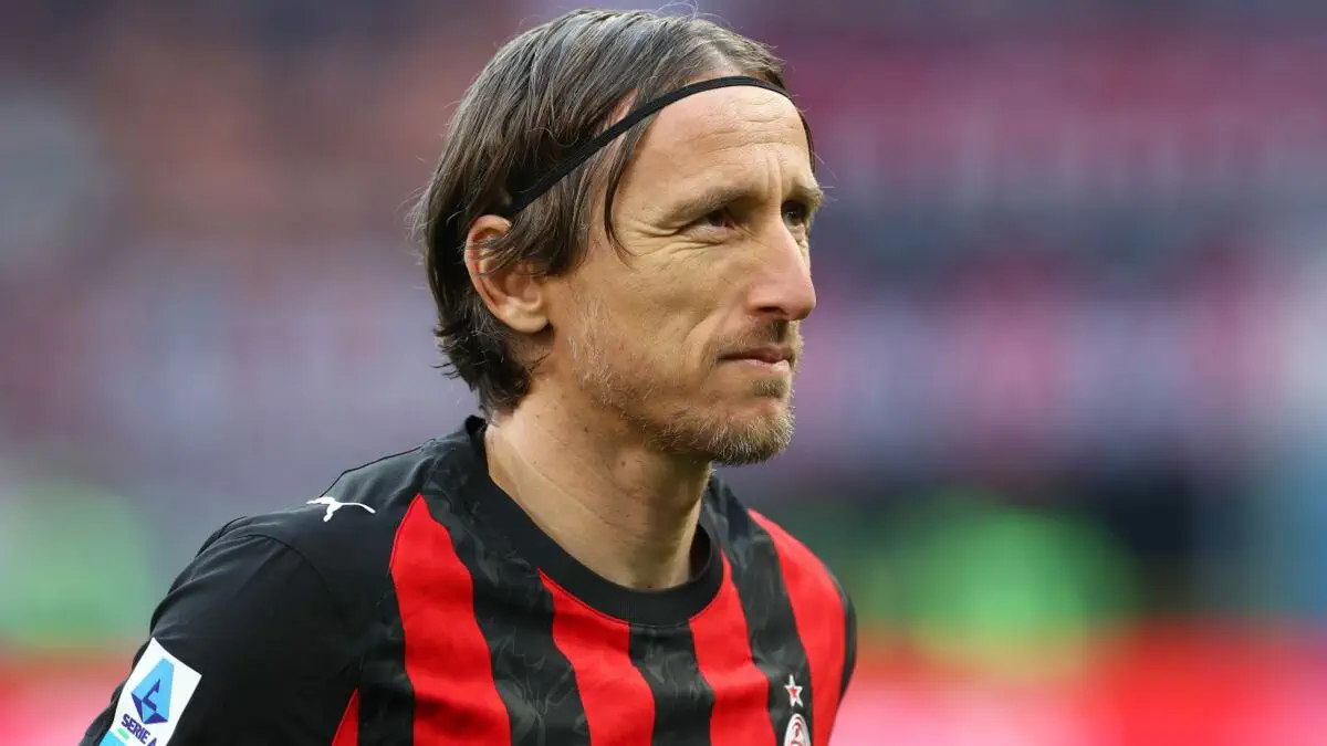 Luka Modrich 18 yil ichida kuchli beshlik chempionatlarida 550 dan ortiq oʻyin oʻtkazgan ikkinchi futbolchiga aylandi