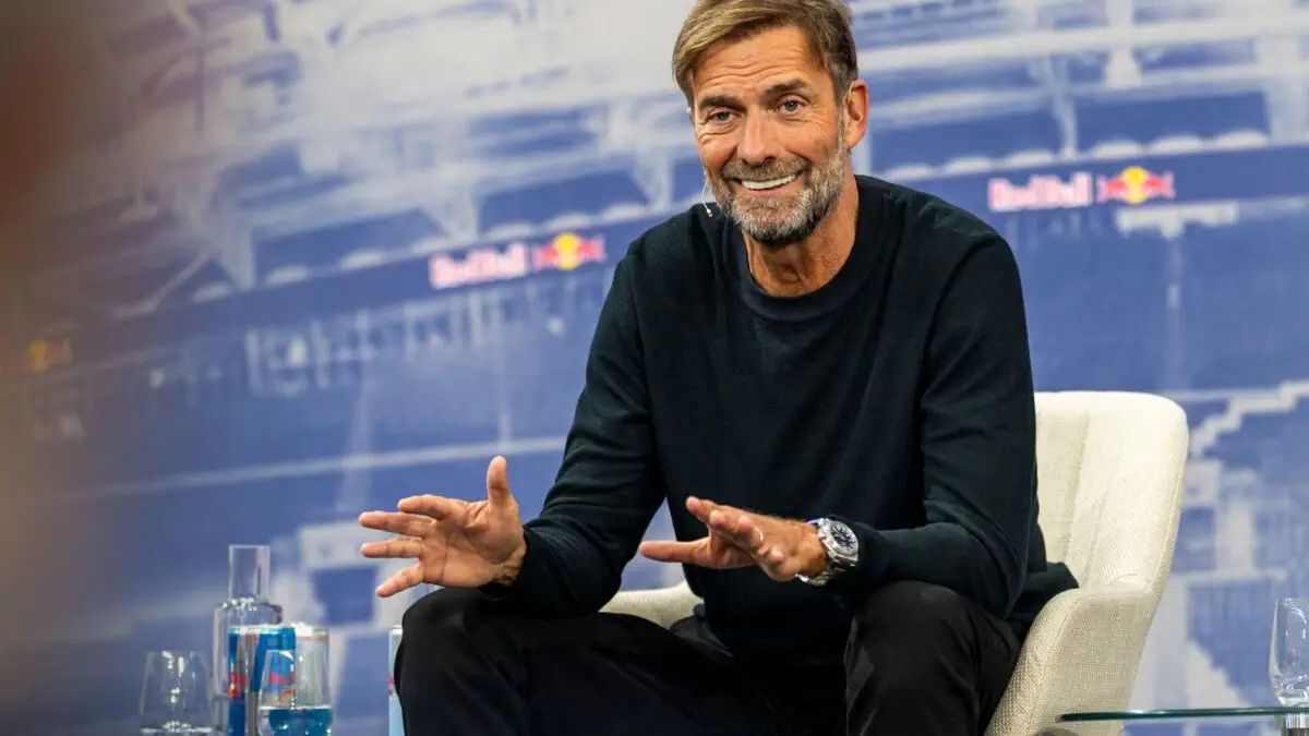 Yurgen Klopp Muhammad Salohning ketishi haqida: «Siz dunyodagi eng aqlbovar qilmas faoliyatlardan biriga guvoh bo‘ldingiz»
