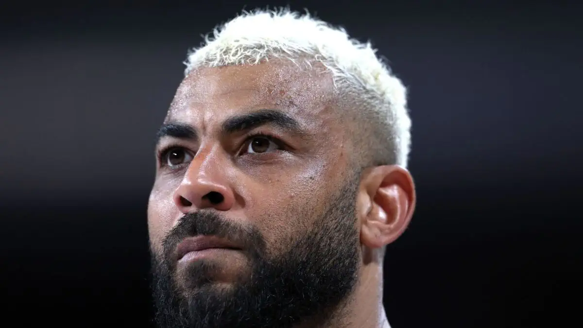 «Fenerbahche» voleybol klubi tamaki chekkani uchun Erven Ngapet bilan shartnomani bekor qildi