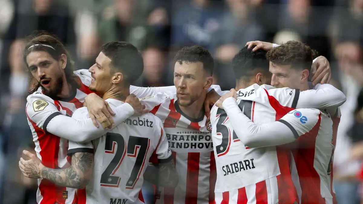 PSV — Niderlandiya chempioni