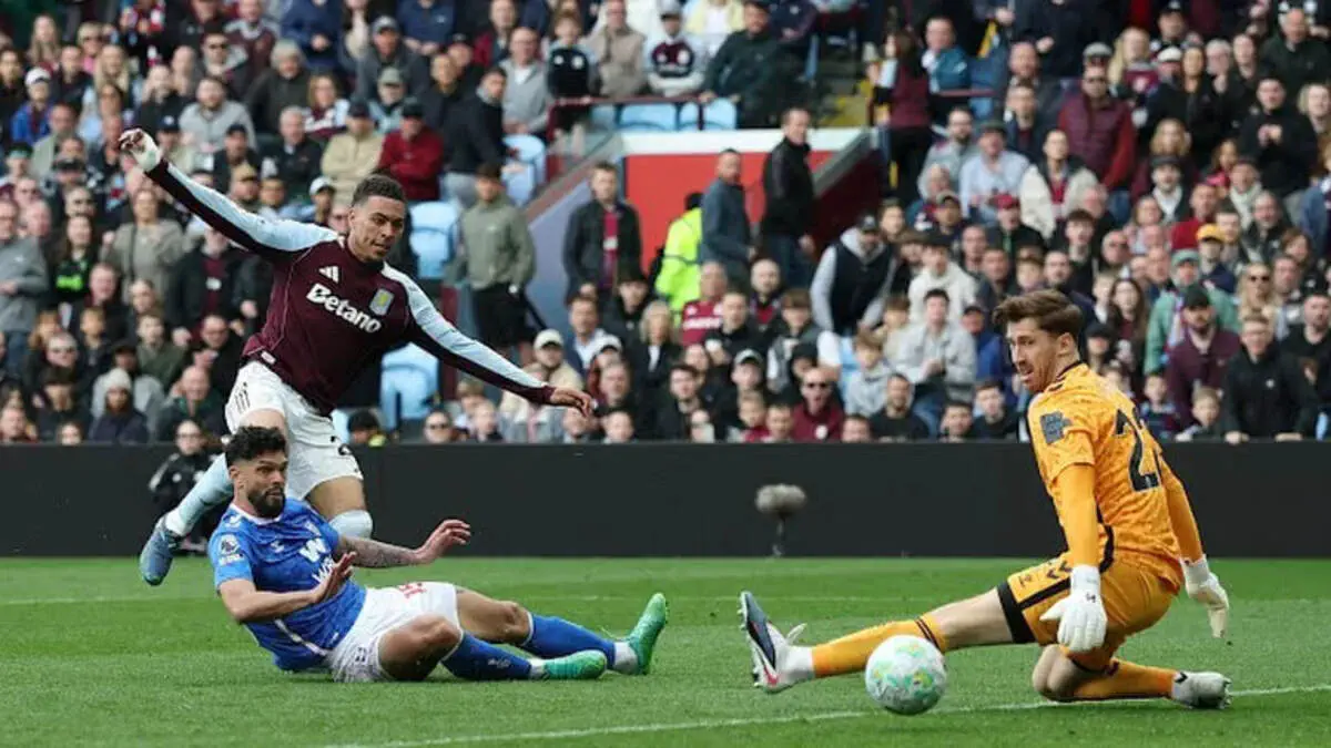 APL. Aston Villa — Sunderland 4:3 (video sharh)