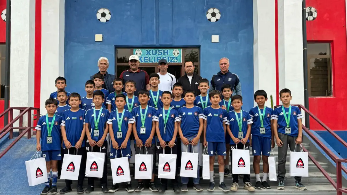 «Andijon» klubi yosh chempionlar bilan uchrashdi