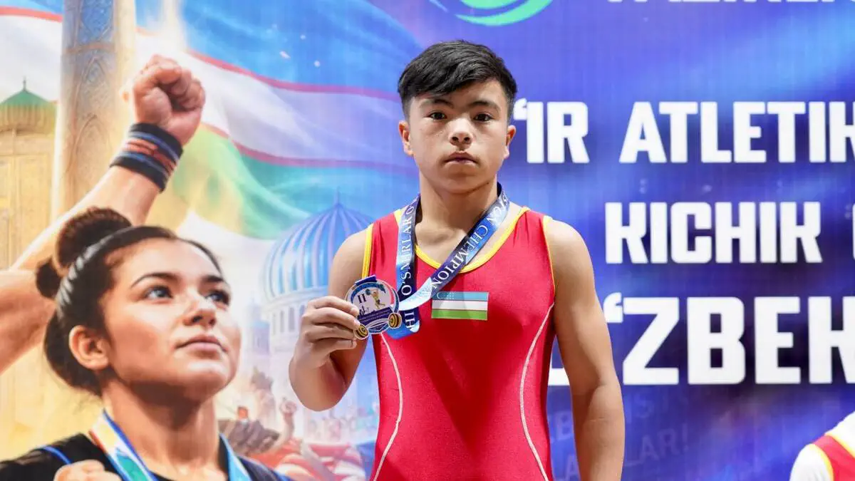 Og'ir atletika.  O‘zbekiston chempionatining dastlabki kuni yakunlandi