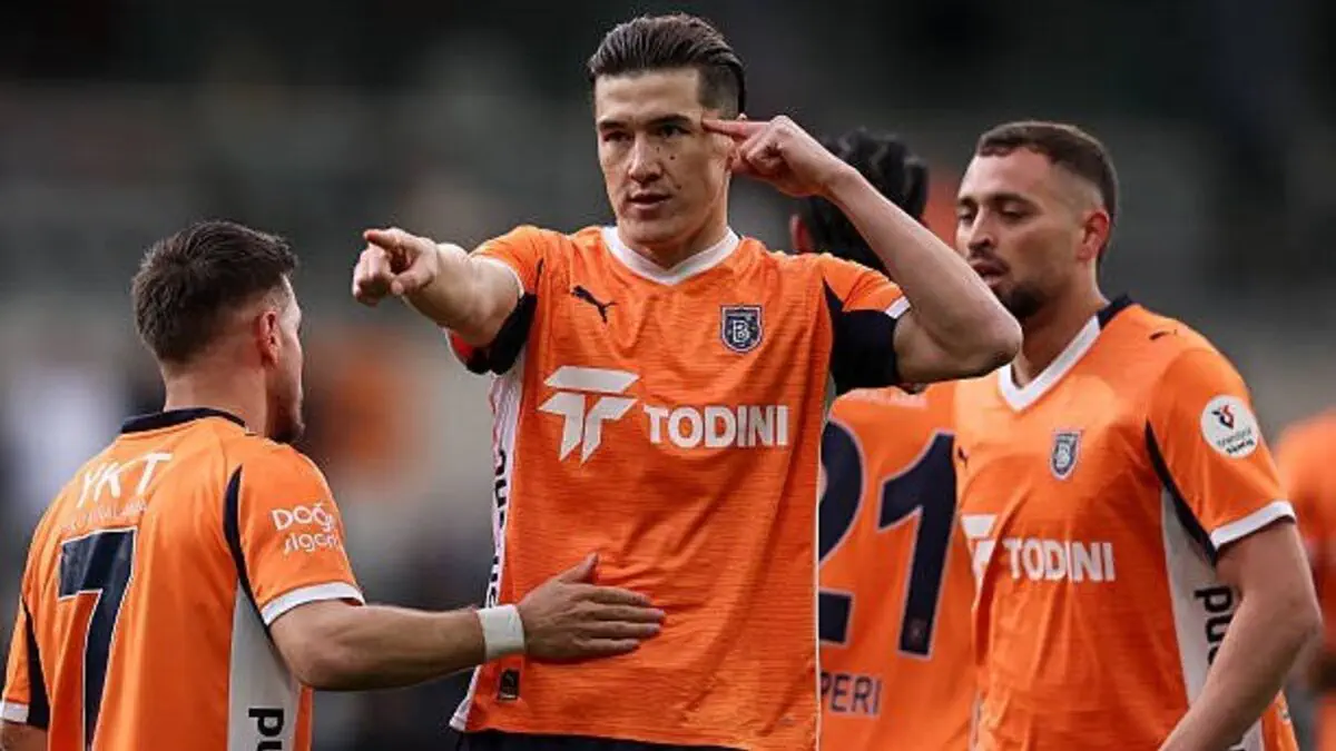 Turkiya Superligasi. Shomurodov 31-tur ramziy jamoasidan joy oldi