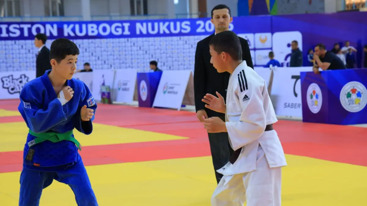 Nukus shahrida kichik yoshli o‘smirlar o‘rtasida O‘zbekiston kubogi boshlandi