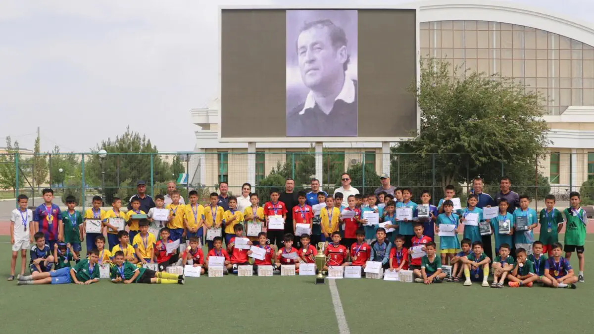 Urganchda Valeriy Makagonov xotirasiga bag‘ishlangan futbol musobaqasi yakunlandi