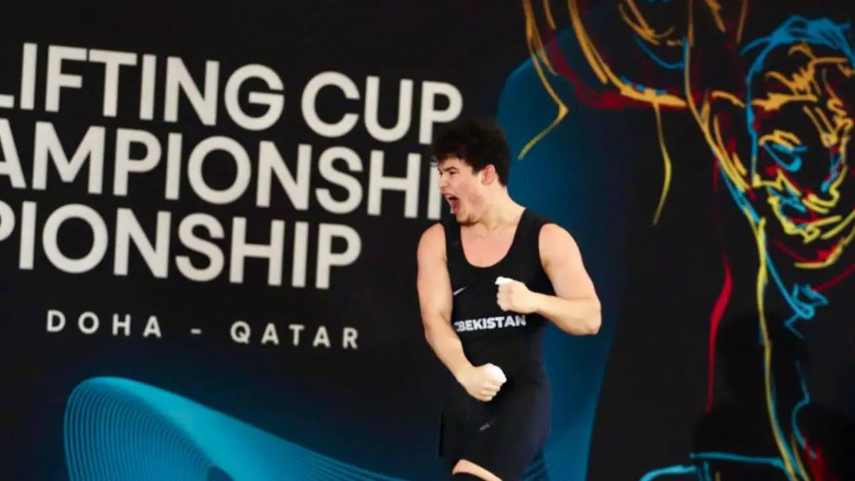 Og'ir atletika. Abdulaziz Alimjonov Osiyo chempionatida bronza medaliga ega chiqdi