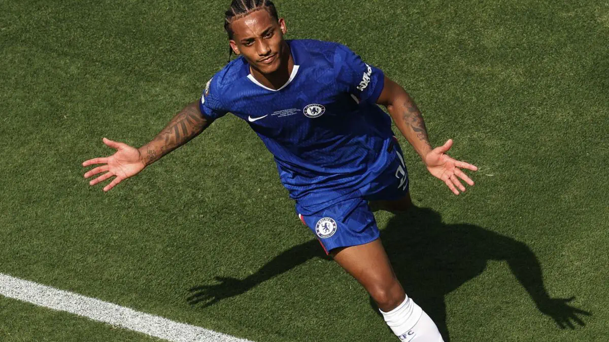 «Chelsi» Joao Pedroni «Barselona»ga sotmaydi — Daily Mail