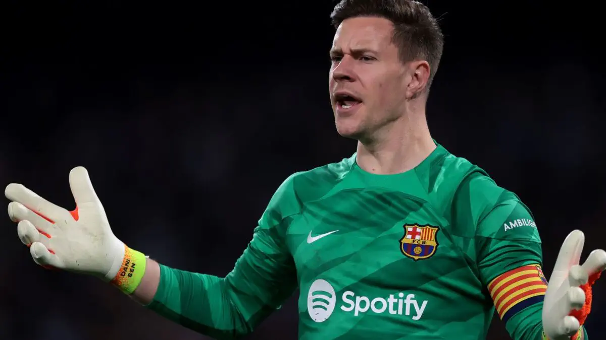 «Ayaks» ter Stegen va Penyaga qiziqmoqda