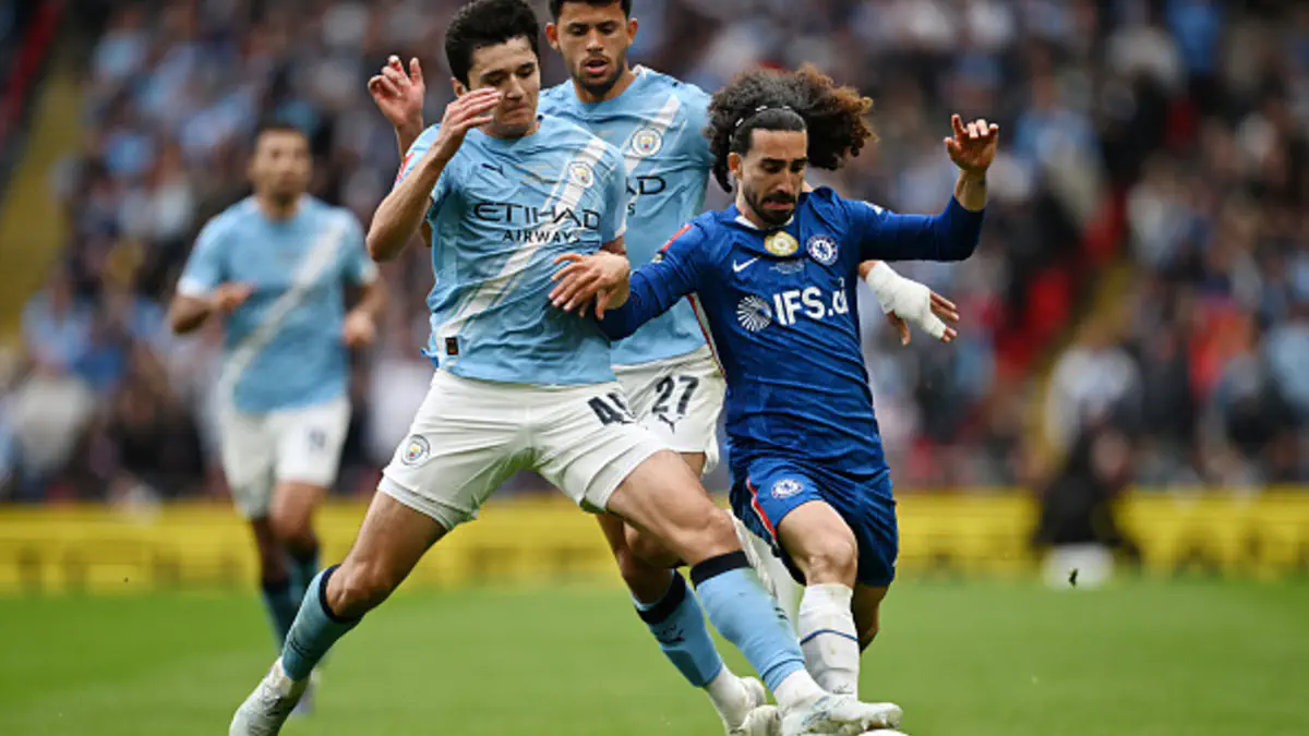 Angliya kubogi. Manchester Siti Semenyoning supergoli evaziga chempionlikni qo'lga kiritdi